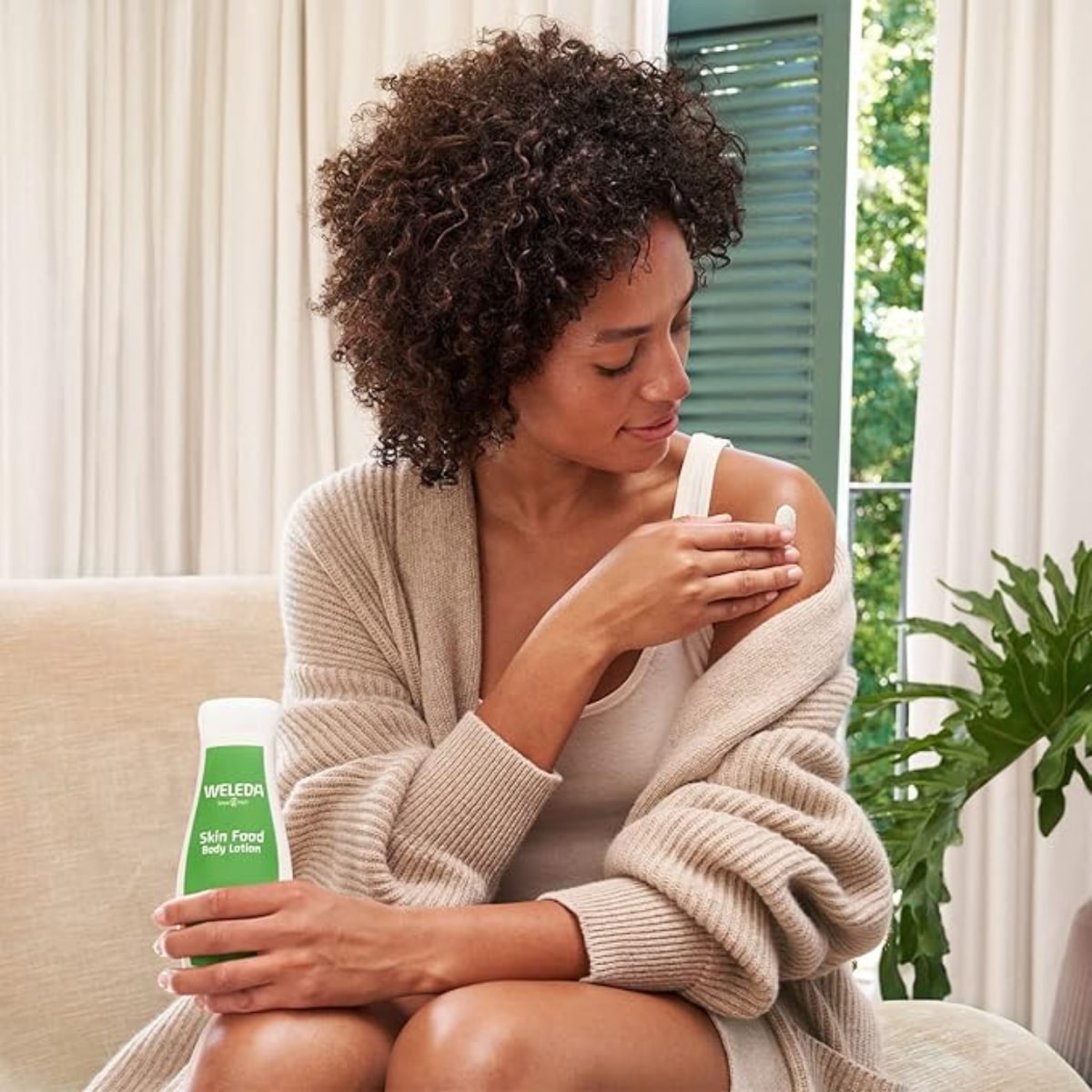 Weleda Skin Food Body Lotion 200ml body moisturiser