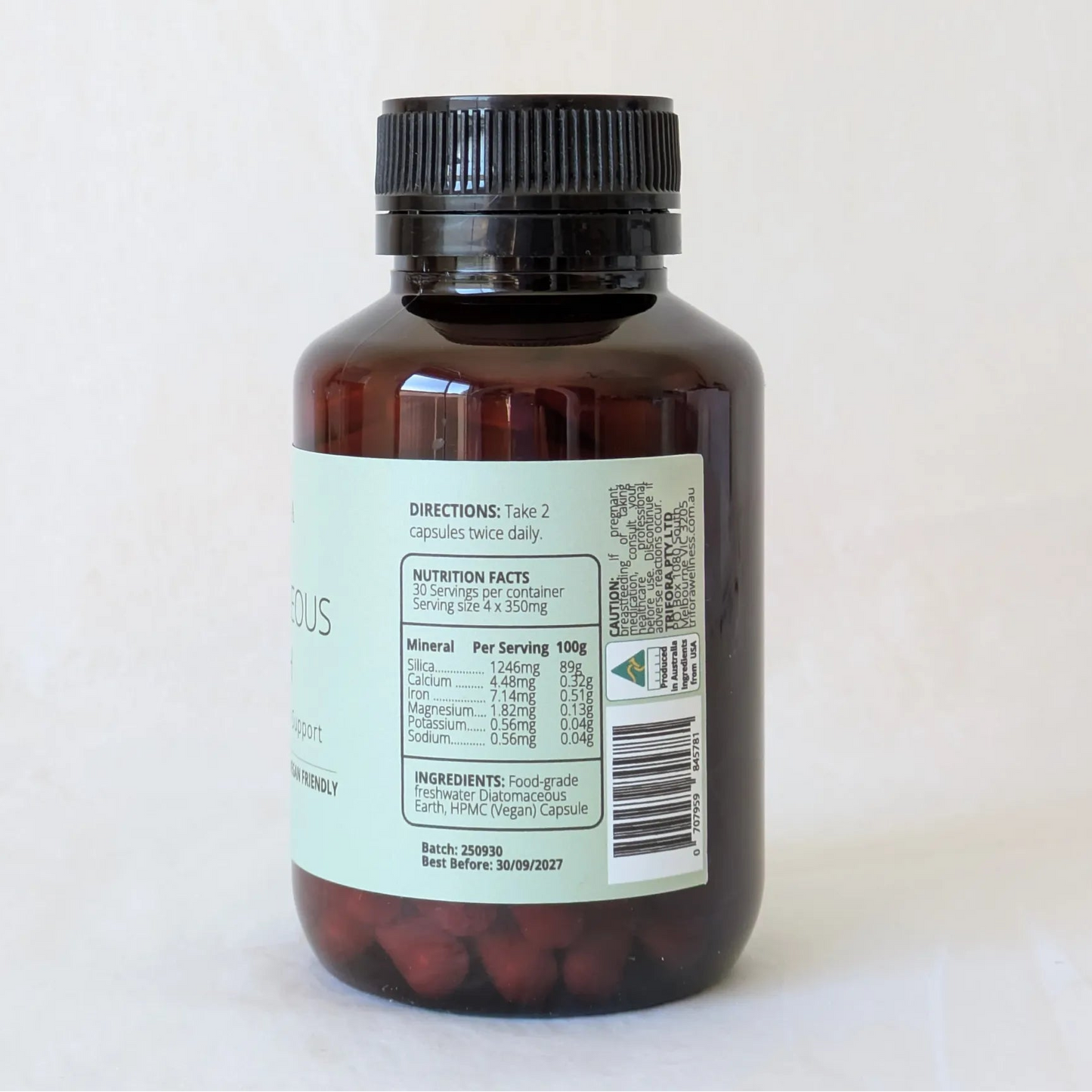 Bottle of Trifora Wellness Diatomaceous Earth Capsules nutrition facts on label