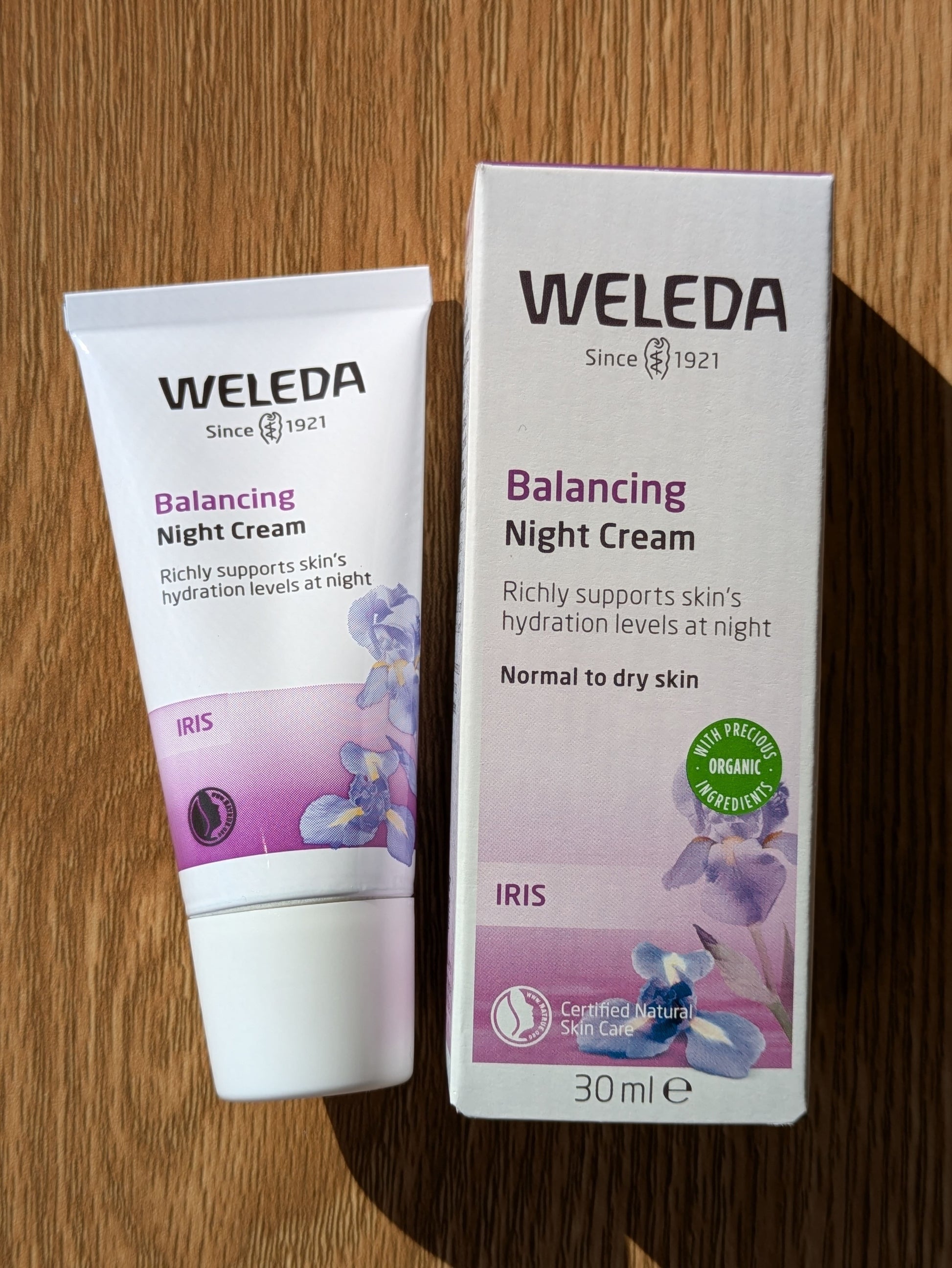 Weleda Organic Balancing Night Cream (Iris) 30ml tube and box.